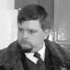 Der "Vandale" Bendix Wendt musste sich vor Gericht wegen dem Angriff auf Christian Ströbele verantworten. Der "Vandale" Bendix Wendt musste sich vor Gericht wegen dem Angriff auf Christian Ströbele verantworten.